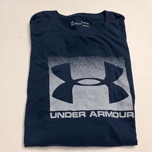 EUC Under Armour Navy Long Sleeve Heat Gear